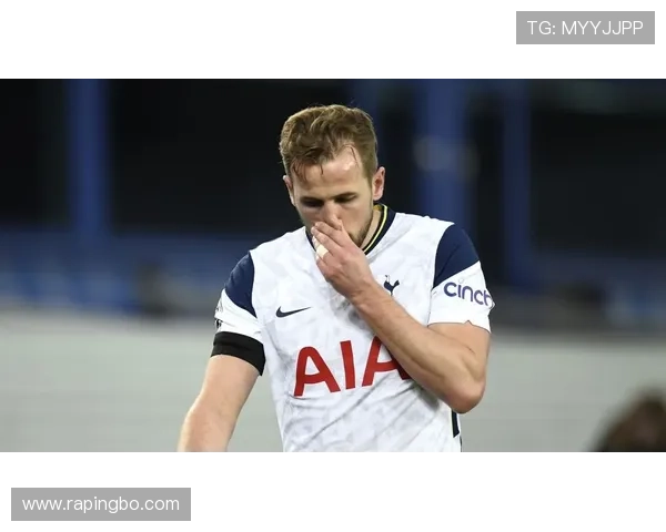 哈里·凯恩无球跑动与空间利用解析：是否符合现代前锋要求