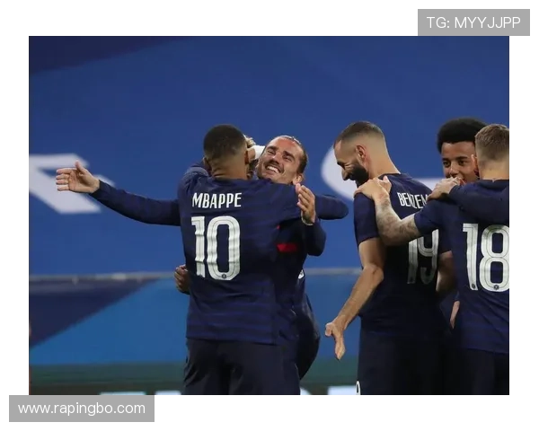 姆巴佩与格列兹曼：进攻双核的角色定位与战术功能对比